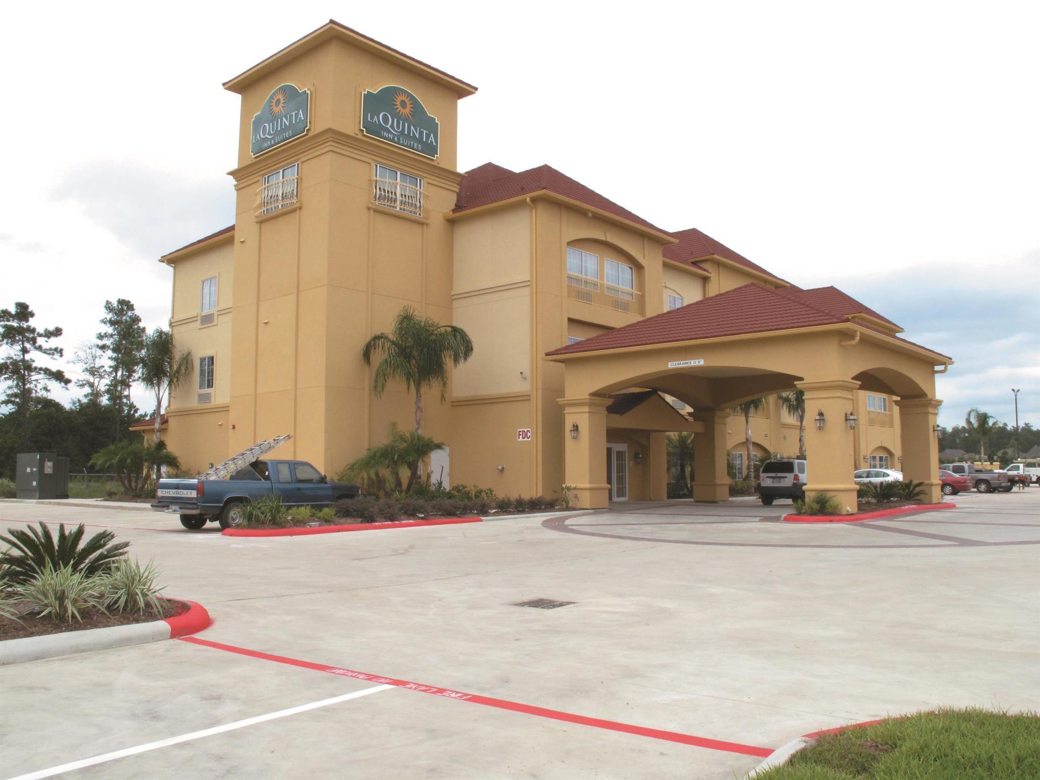 La Quinta By Wyndham Lumberton Hotel Exterior photo