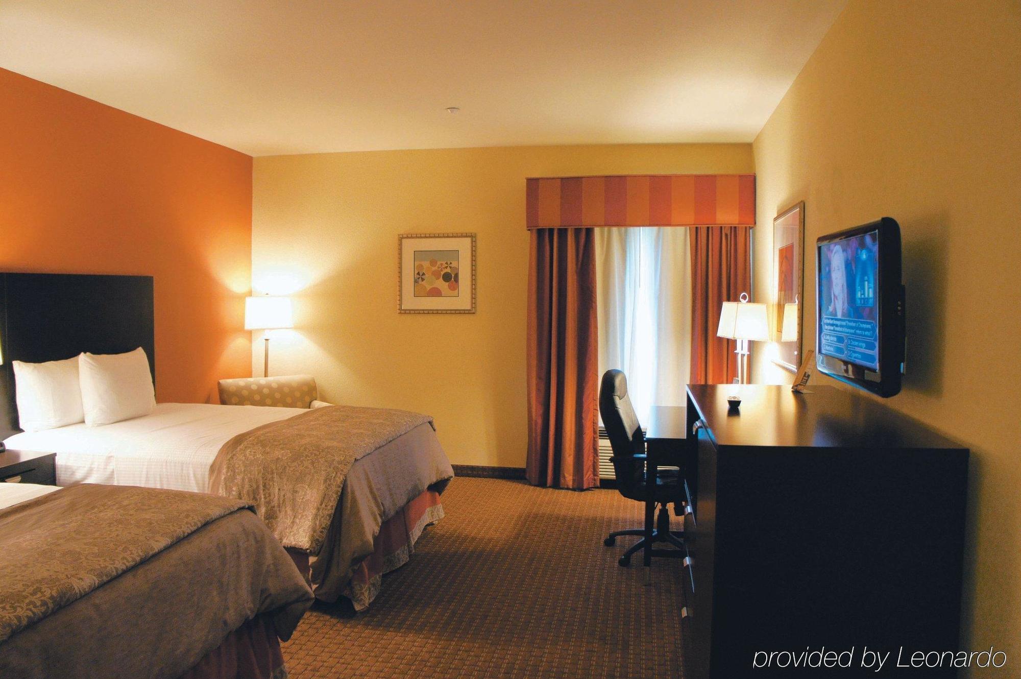 La Quinta By Wyndham Lumberton Hotel Exterior photo